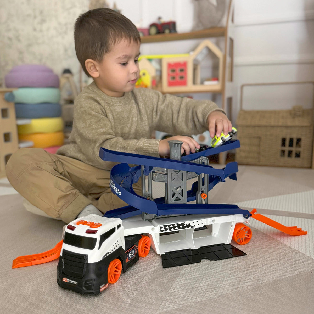 Woopie XL interactive truck – cab with light and sound buttons