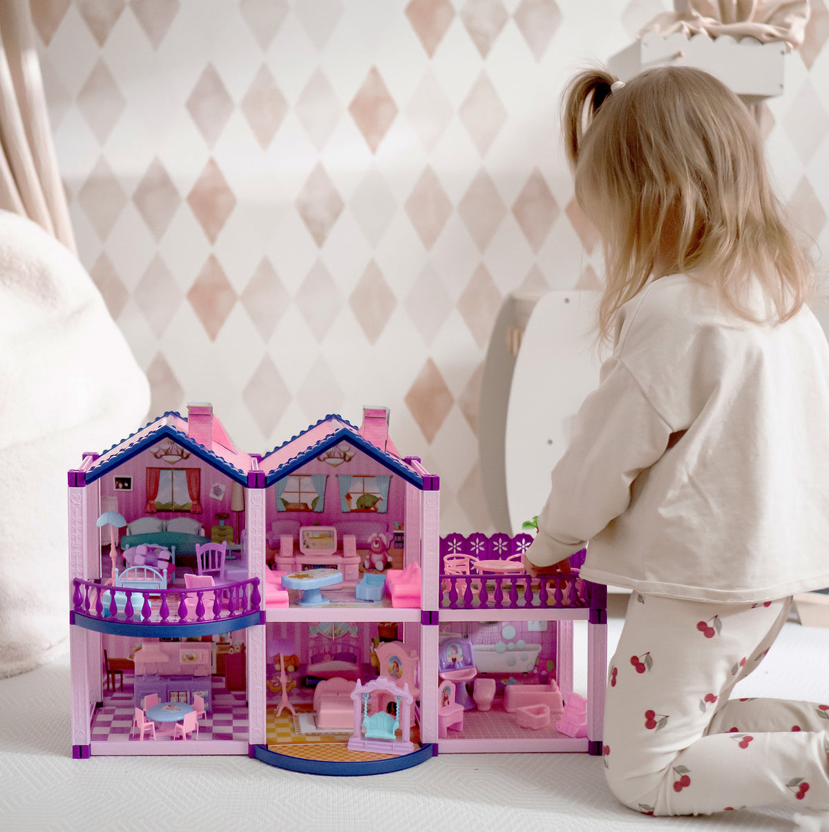 Woopie pony fantasy villa – pink two-storey villa