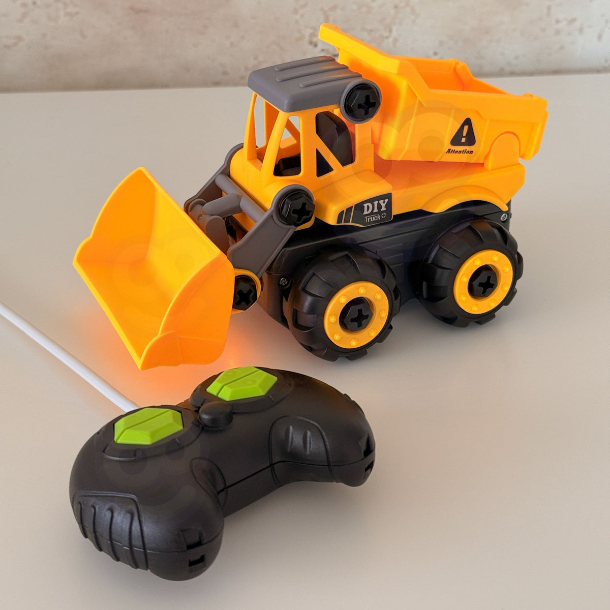 Woopie DIY RC bulldozer – bulldozer with colourful lights