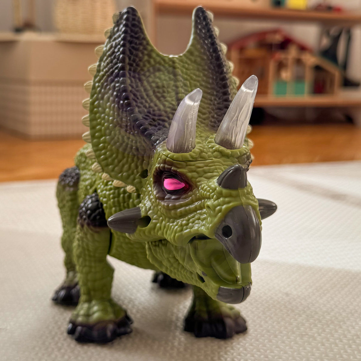 Woopie tālvadības triceratops – tālvadības pults