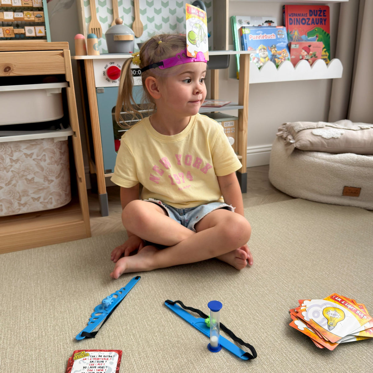 Woopie Who Am I game – picture cards for kids